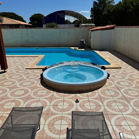Villa La Lagune Piscine Et Spa Prives 8 Couchages Parking Prive Et Borne De Recharge Electrique Le Barcarès Chambre photo